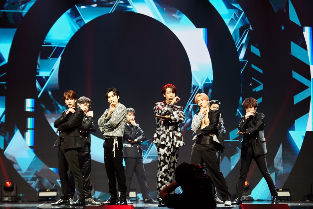 SUPER JUNIOR『anation online 2020』で"王者"の貫録を見せつけたステージを披露