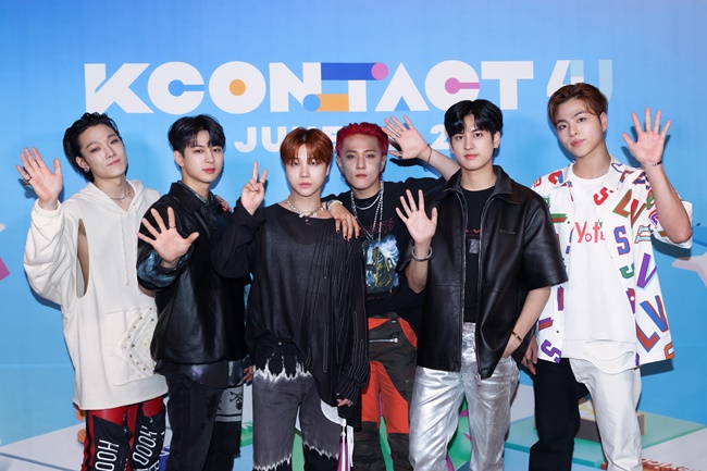 フォト Ikon Kcon Tact 4 U Day8 6月26日 写真レポート K Plaza