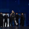 Stray Kidsのフィリックス、リグレー・フィールド公演でルイ・ヴィトンを着用
